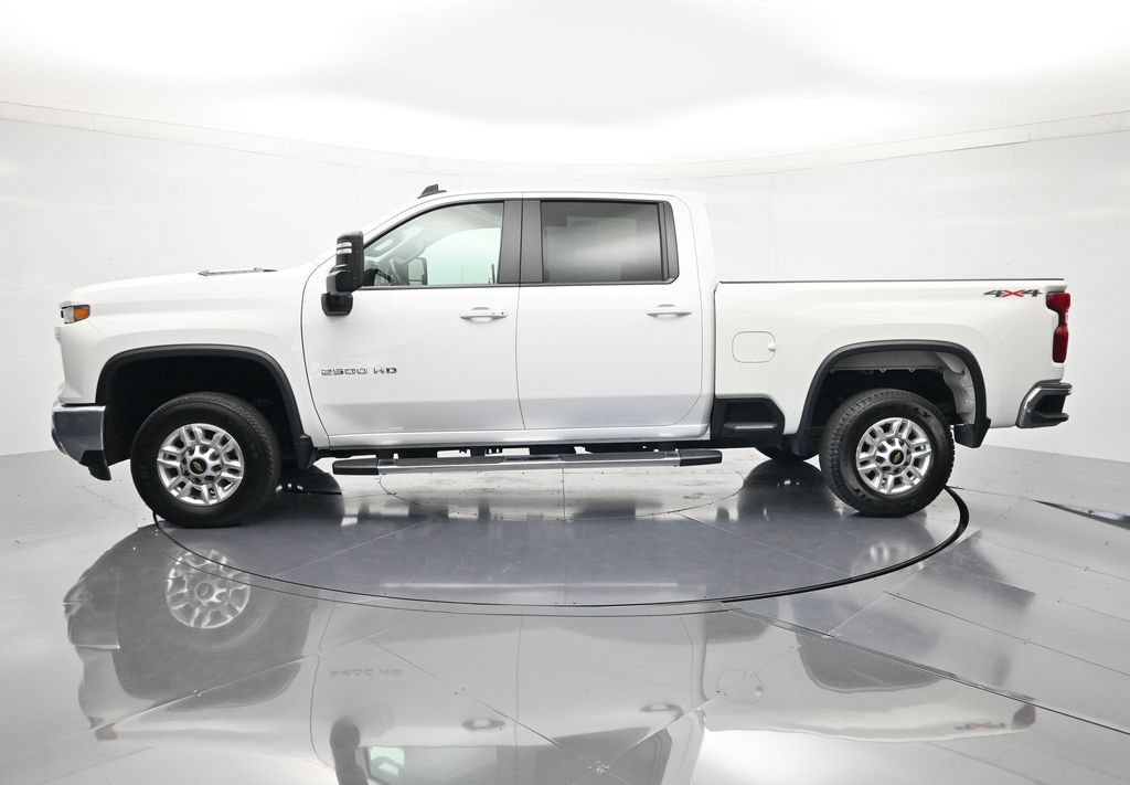 Used 2025 Chevrolet Silverado 2500 LT w/ Convenience Package AWD/4WD image 8