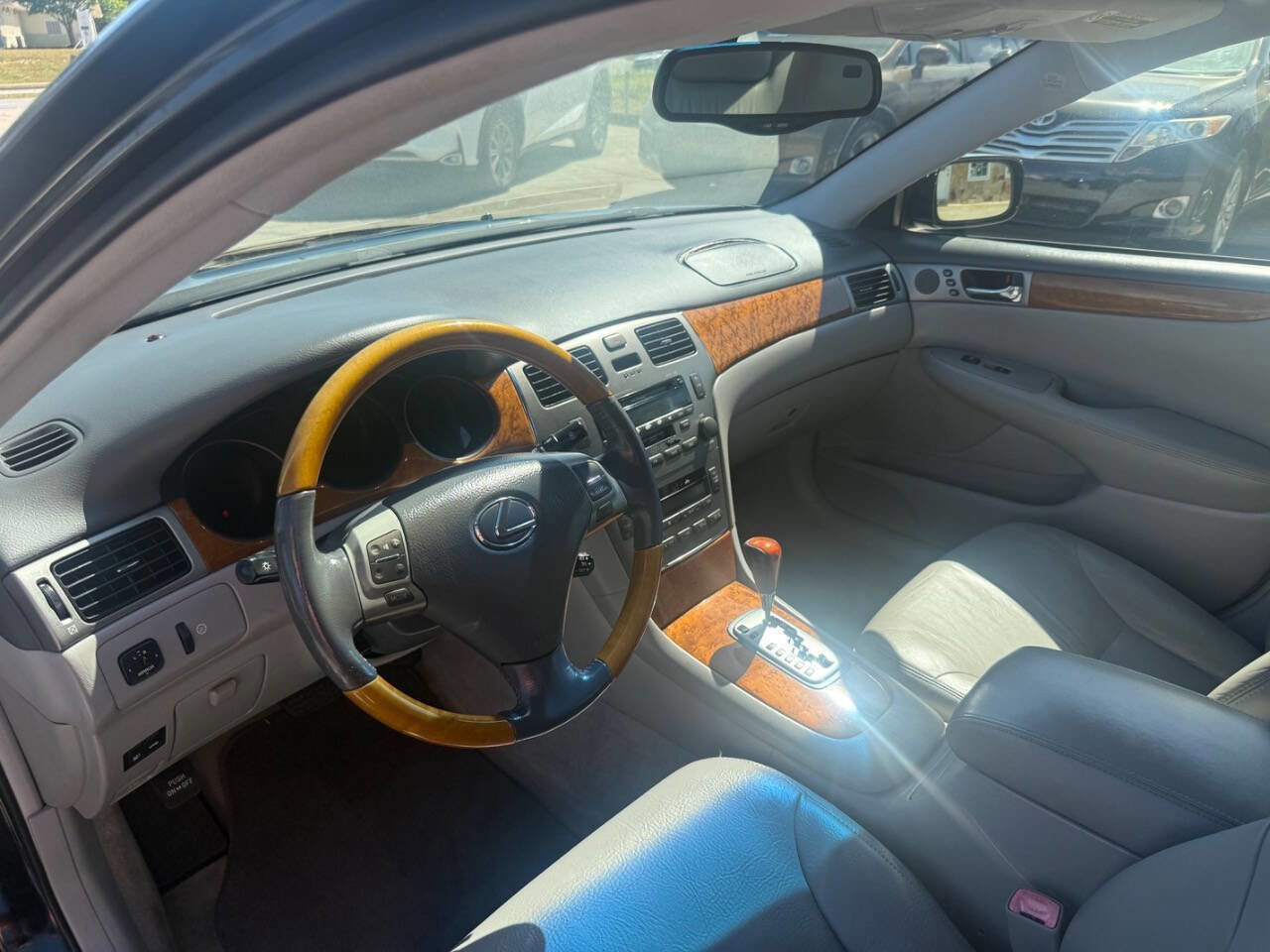 Used 2005 Lexus ES 330 image 15