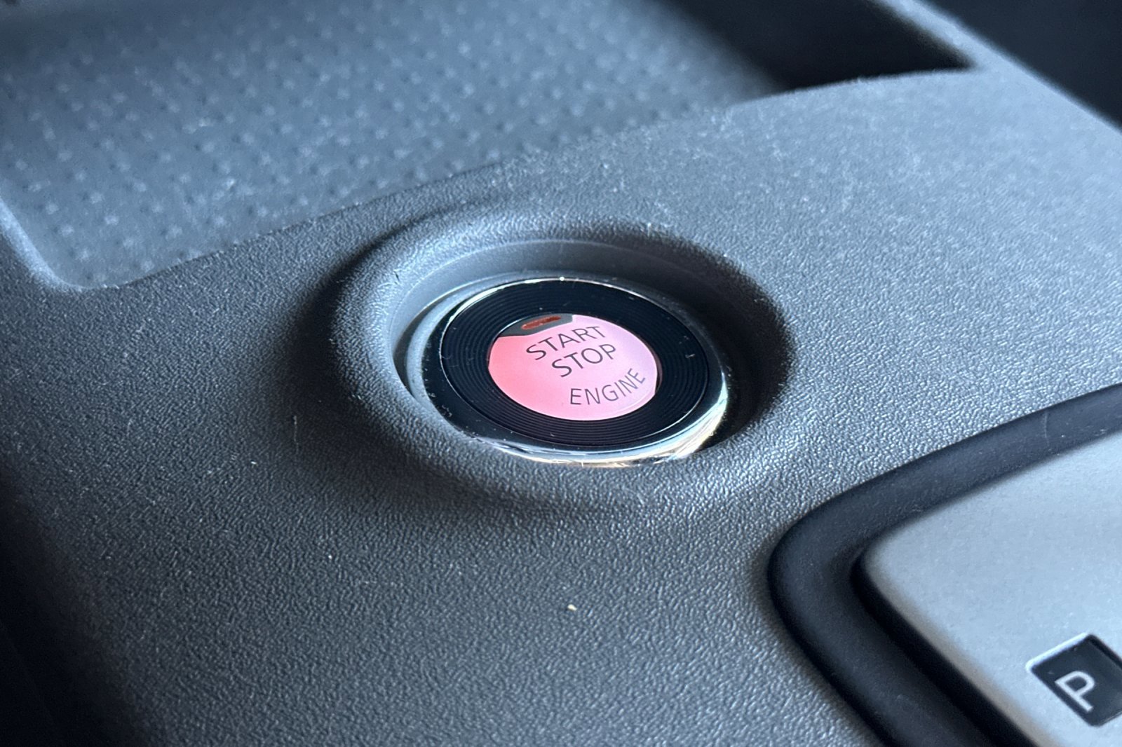 Used 2020 Nissan Frontier S AWD/4WD image 21