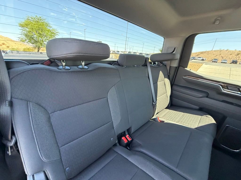 Used 2025 Chevrolet Silverado 1500 LT AWD/4WD image 18