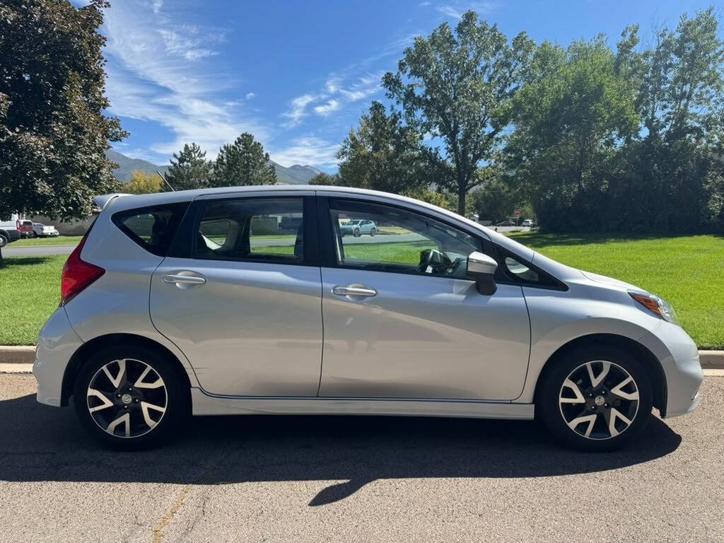 Used 2016 Nissan Versa Note SR FWD image 2
