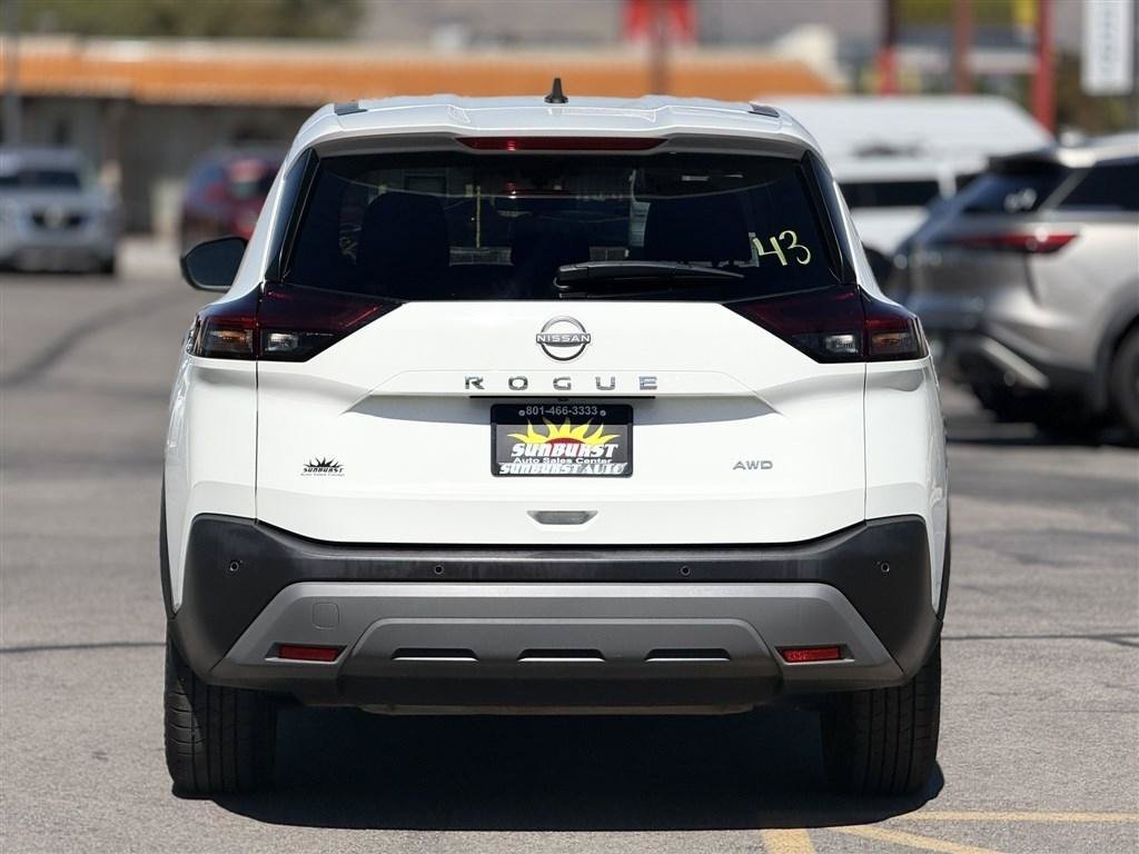 Used 2023 Nissan Rogue S AWD/4WD image 6