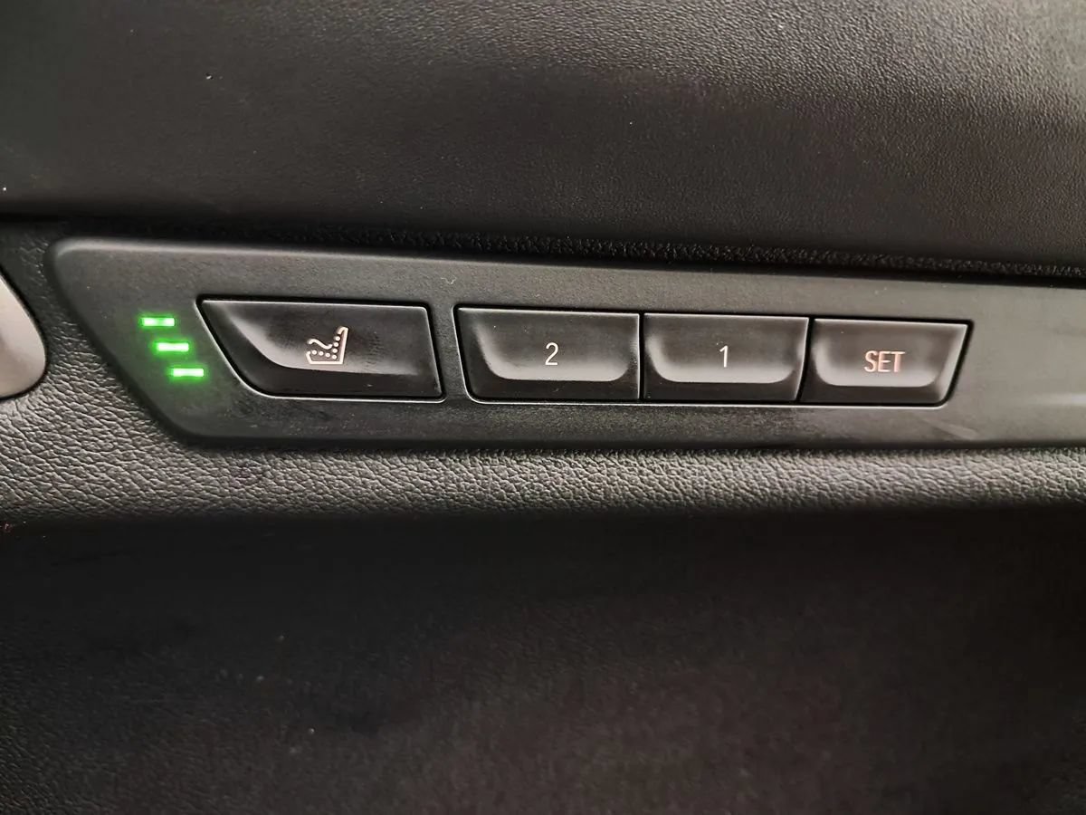 Used 2019 BMW 750i xDrive w/ Executive Package AWD/4WD image 34