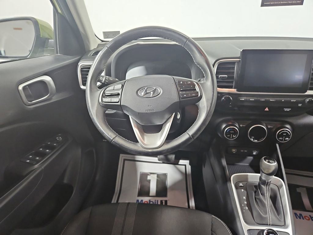 Certified 2023 Hyundai Venue SEL FWD image 13
