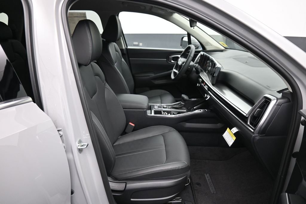 New 2026 Kia Sorento S FWD image 25