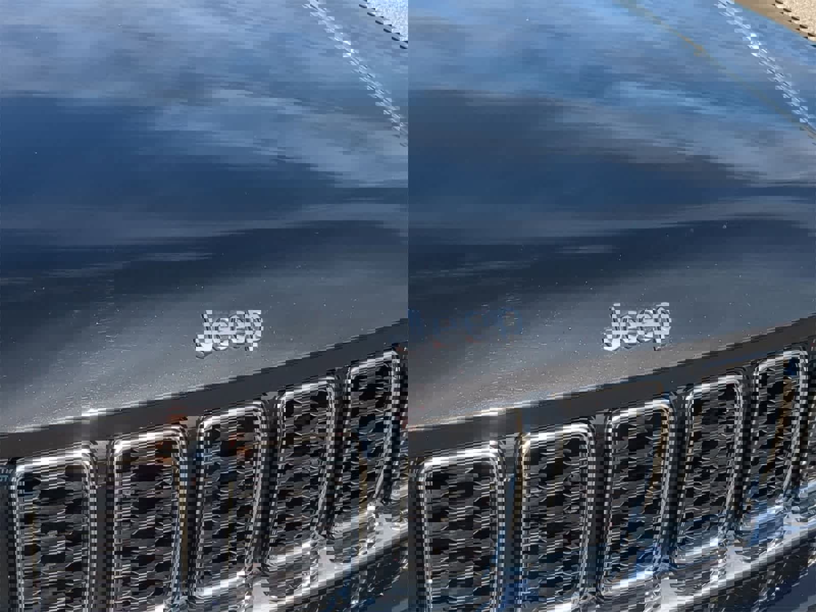 Used 2022 Jeep Grand Cherokee Limited image 12