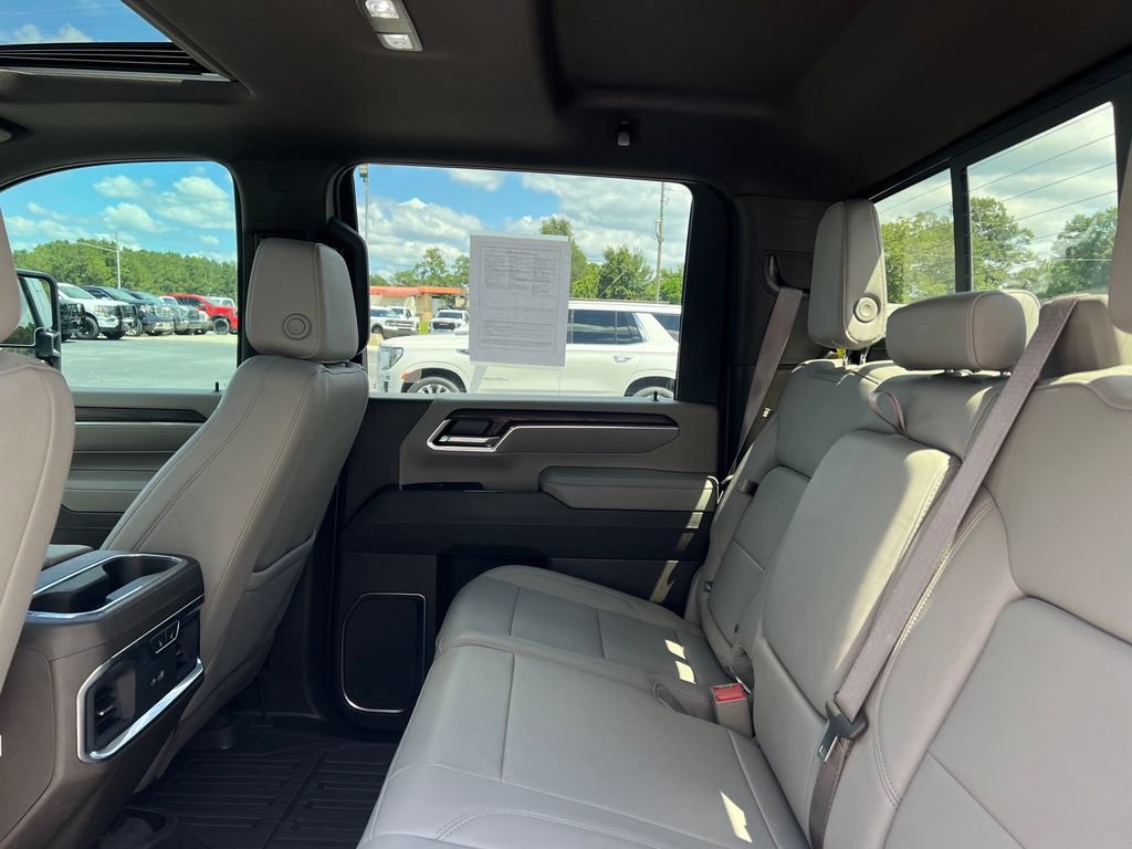 Used 2025 GMC Sierra 2500 SLT w/ SLT Premium Package AWD/4WD image 13