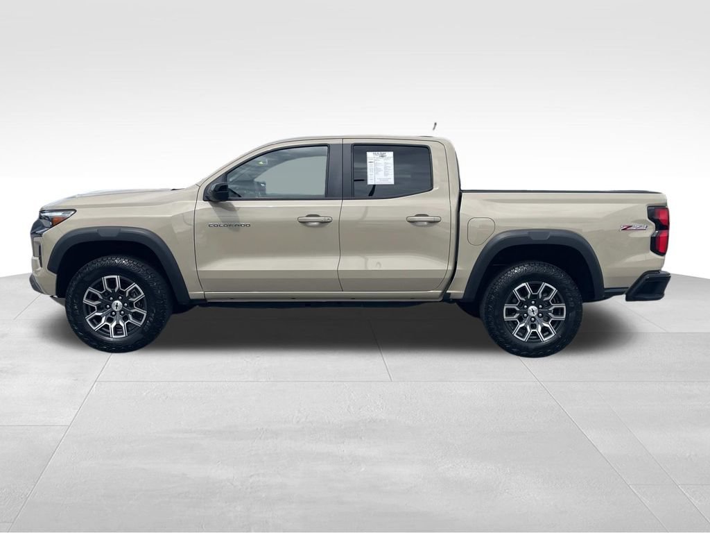 Used 2023 Chevrolet Colorado Z71 w/ Z71 Convenience Package 2 AWD/4WD image 7