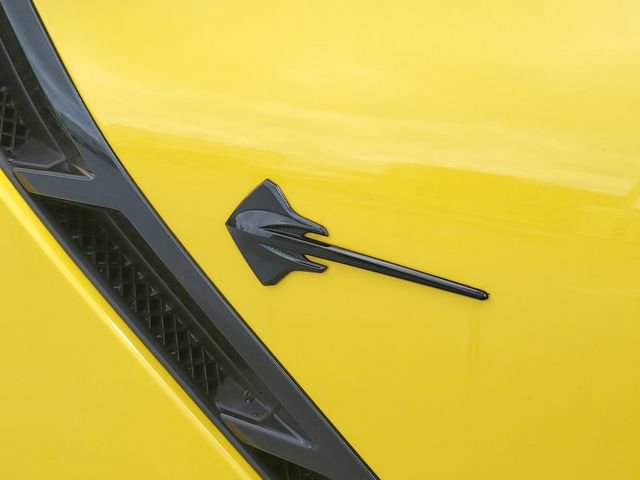 Used 2018 Chevrolet Corvette Stingray Convertible RWD image 12