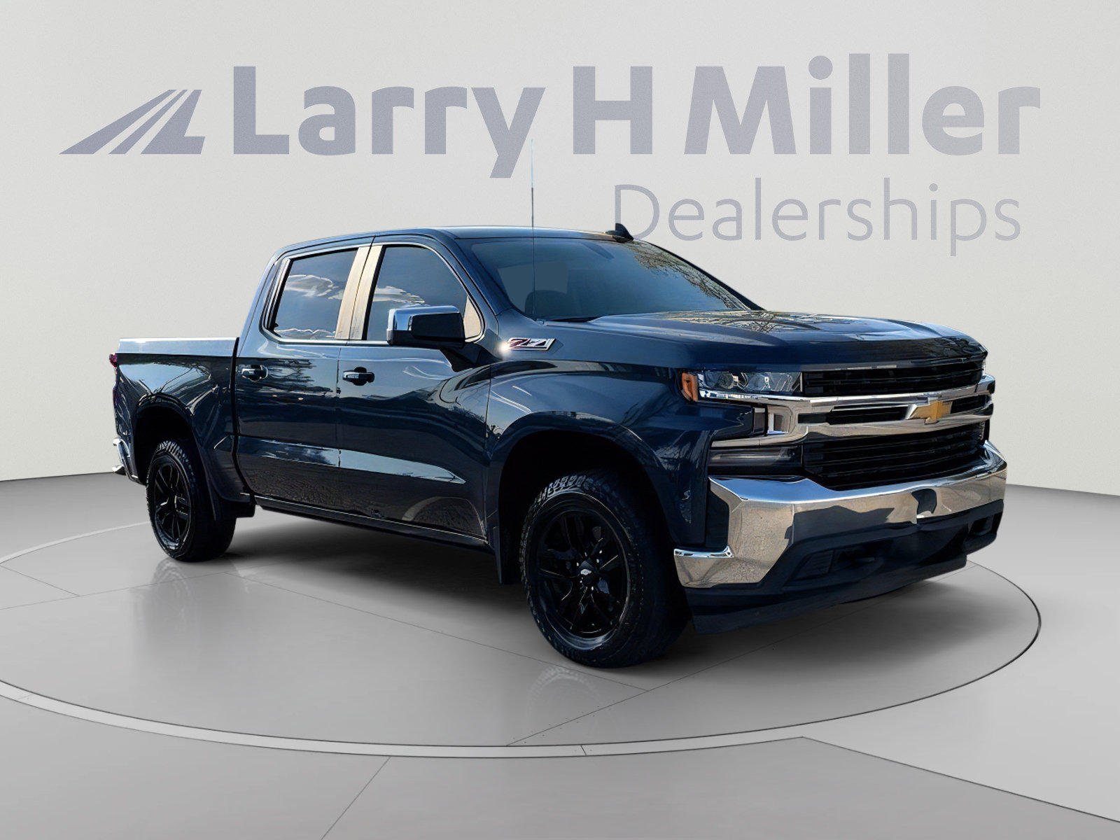 Used 2019 Chevrolet Silverado 1500 LT w/ All-Star Edition AWD/4WD image 8
