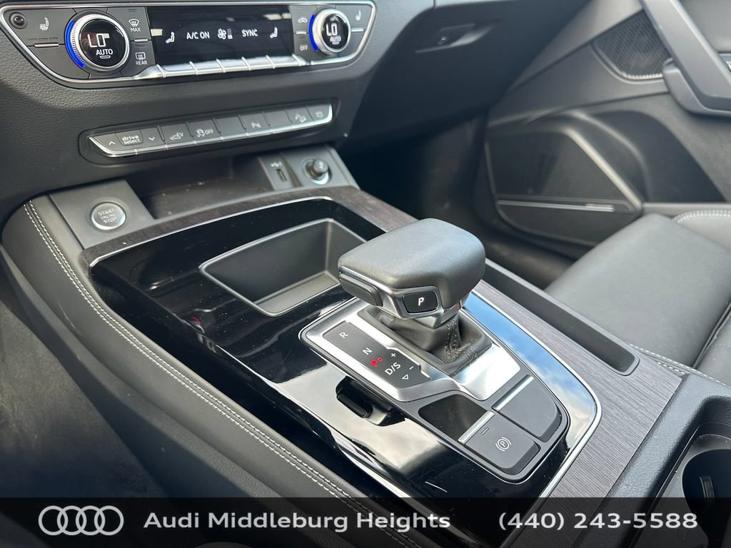 Certified 2025 Audi Q5 e Premium Plus w/ Premium Plus Package AWD/4WD image 35