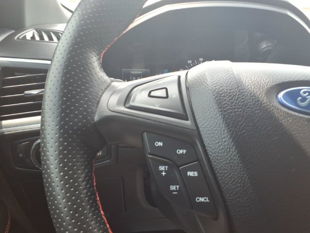 Certified 2022 Ford Edge ST-Line AWD/4WD image 14