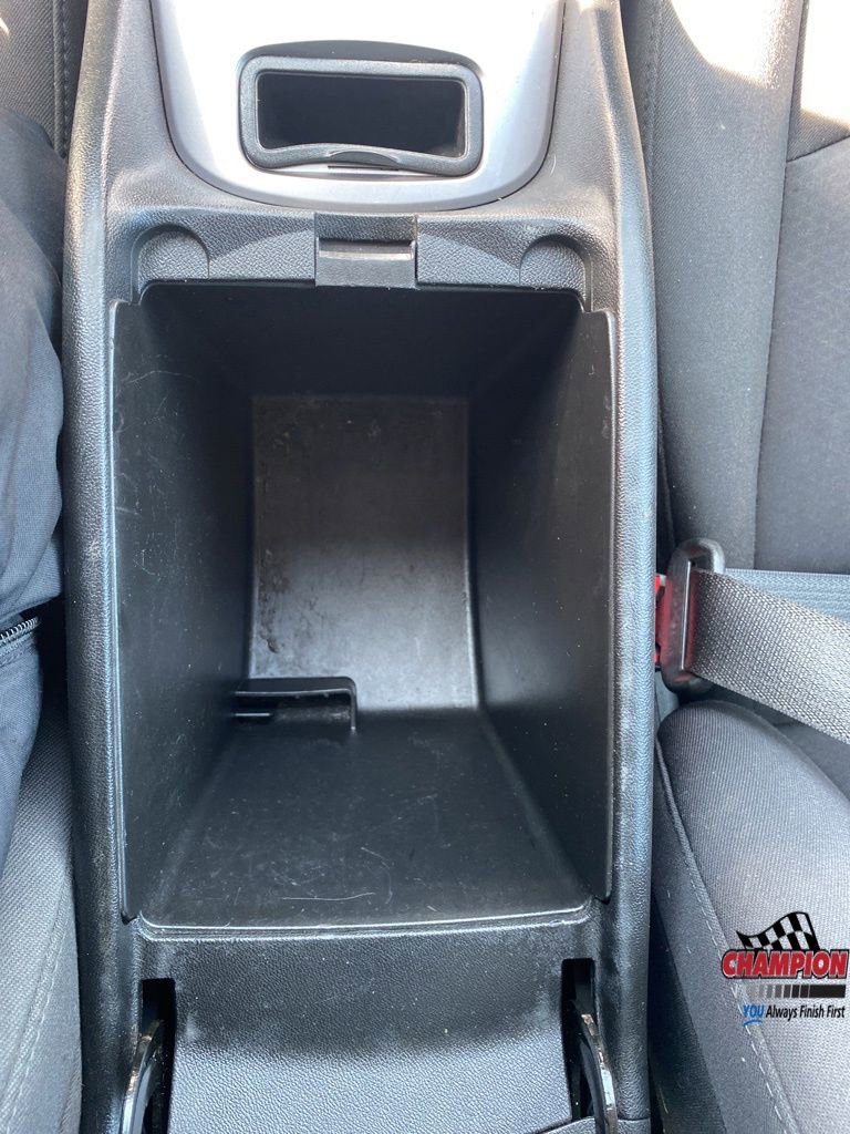 Used 2018 Chevrolet Malibu LT FWD image 25