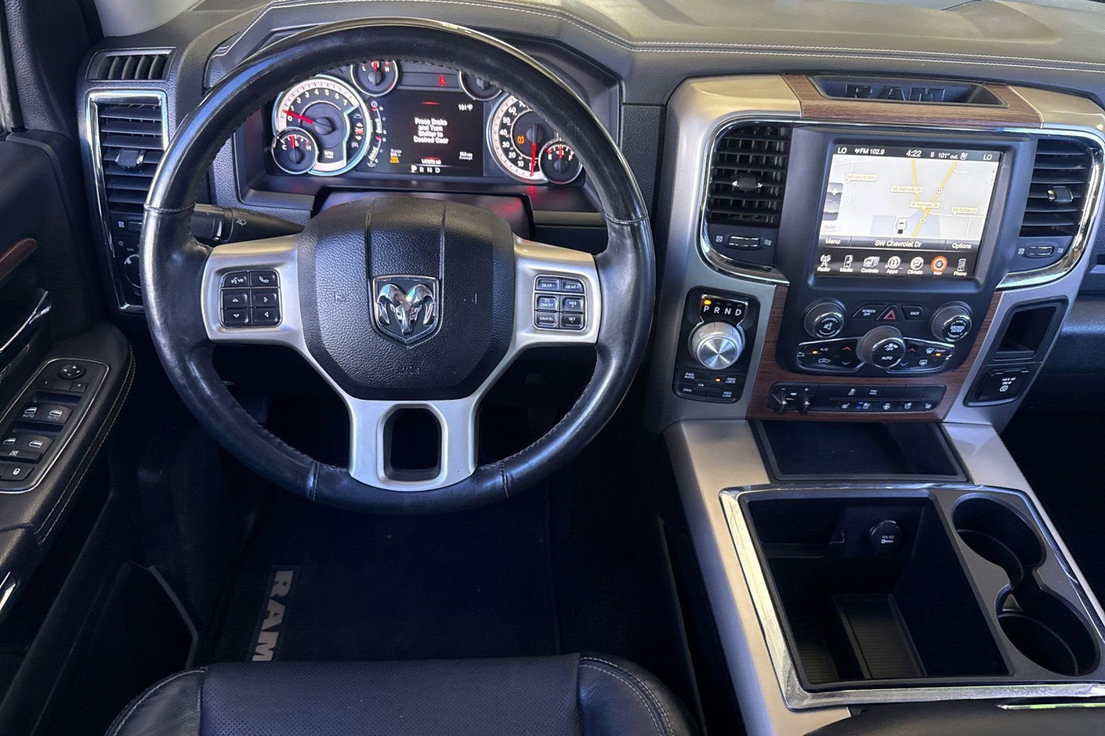 Used 2013 RAM 1500 Laramie w/ Convenience Group AWD/4WD image 15