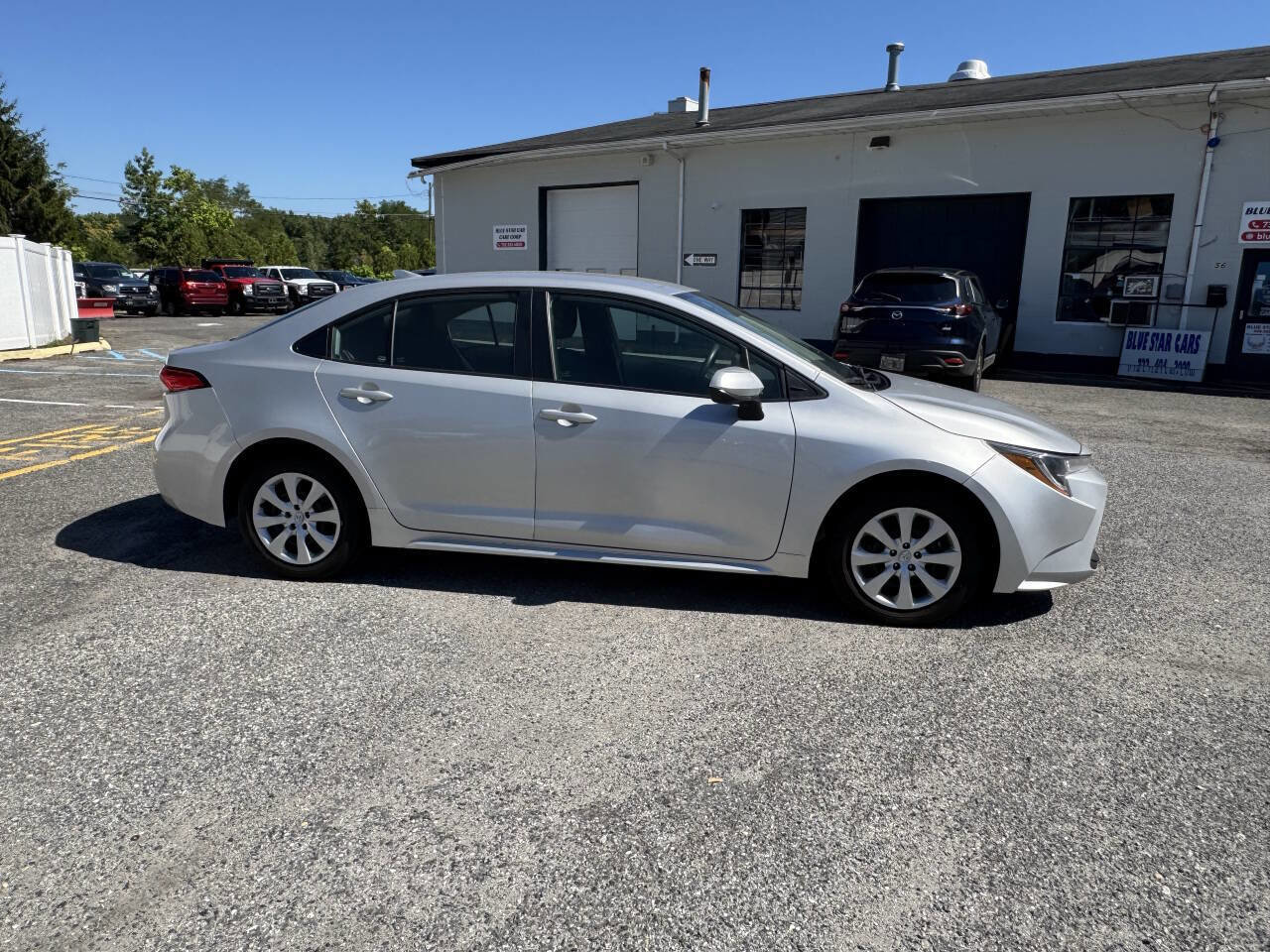 Used 2023 Toyota Corolla LE image 9