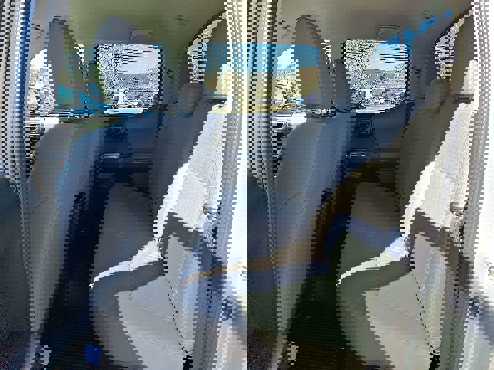 Used 2018 Toyota Tacoma SR5 image 12