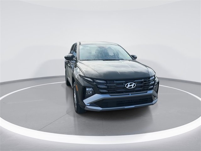 Certified 2026 Hyundai Tucson SE image 2