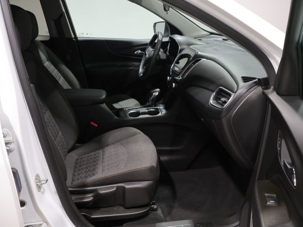 Used 2023 Chevrolet Equinox LT image 21
