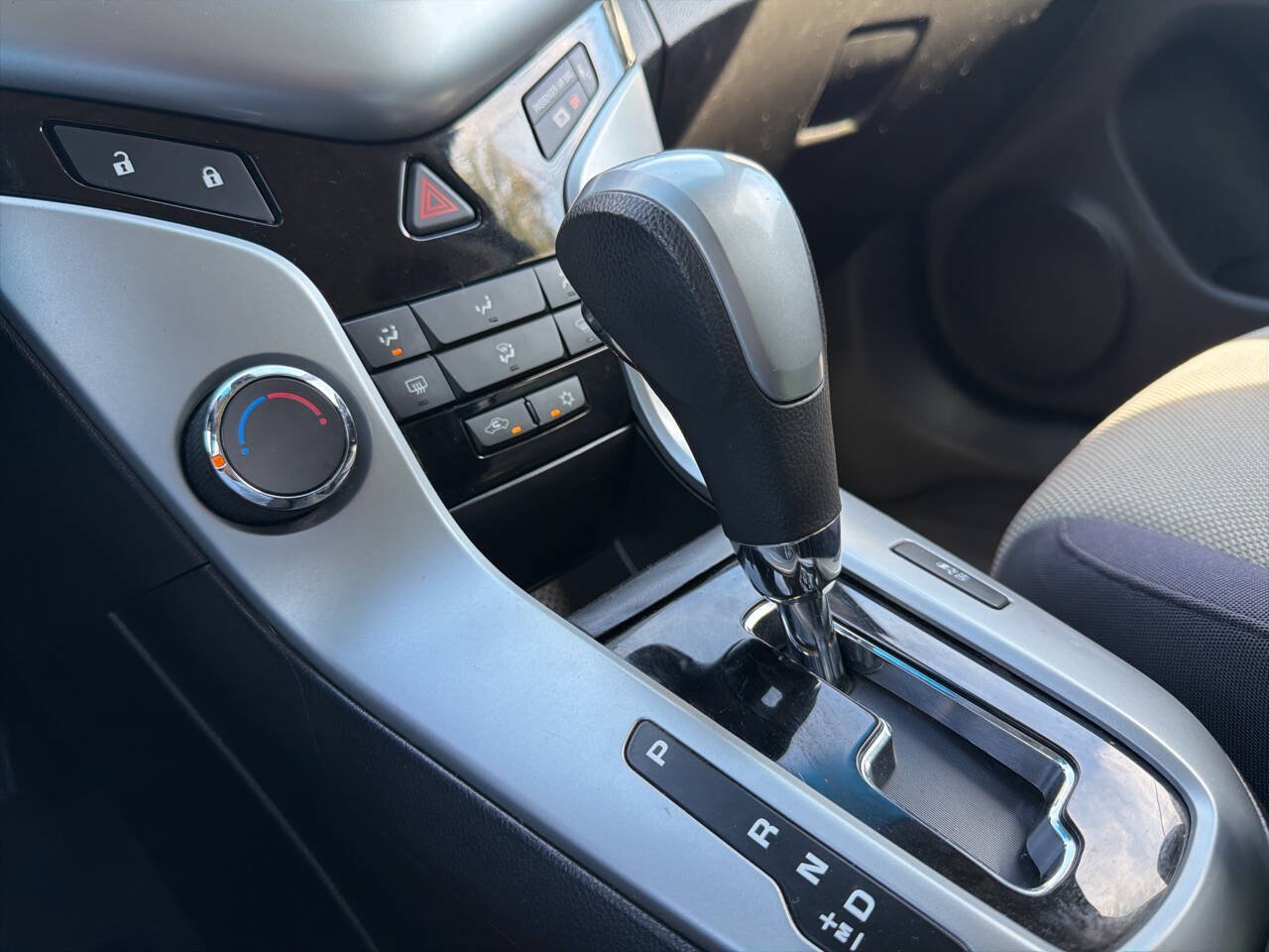 Used 2012 Chevrolet Cruze LS w/ Connectivity Package FWD image 14