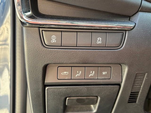 Used 2023 MAZDA MAZDA3 s FWD image 14
