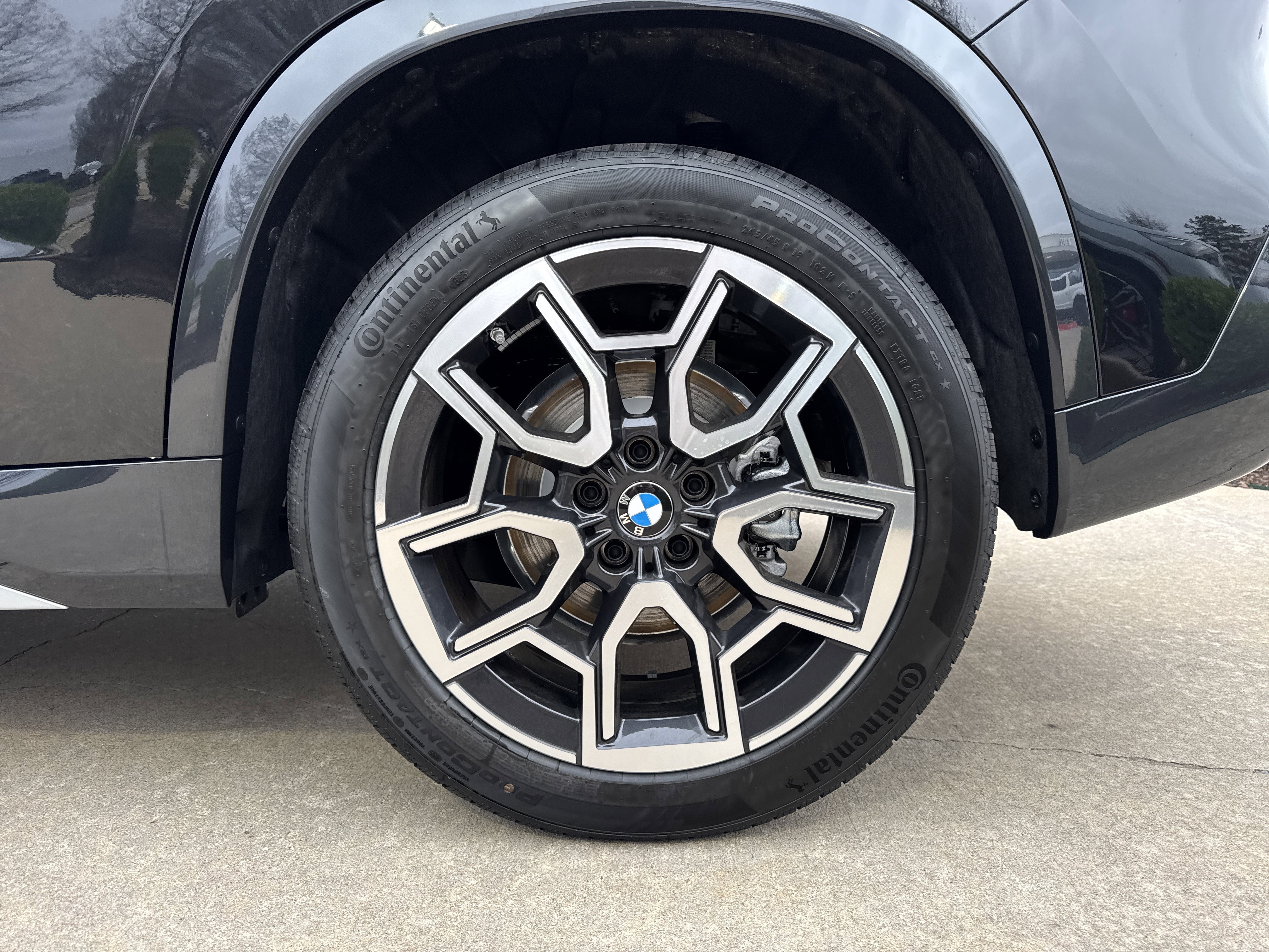 New 2026 BMW X1 xDrive28i AWD/4WD image 27