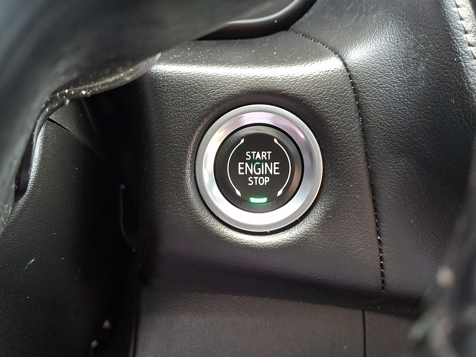 Used 2022 Chevrolet Suburban Z71 AWD/4WD image 26