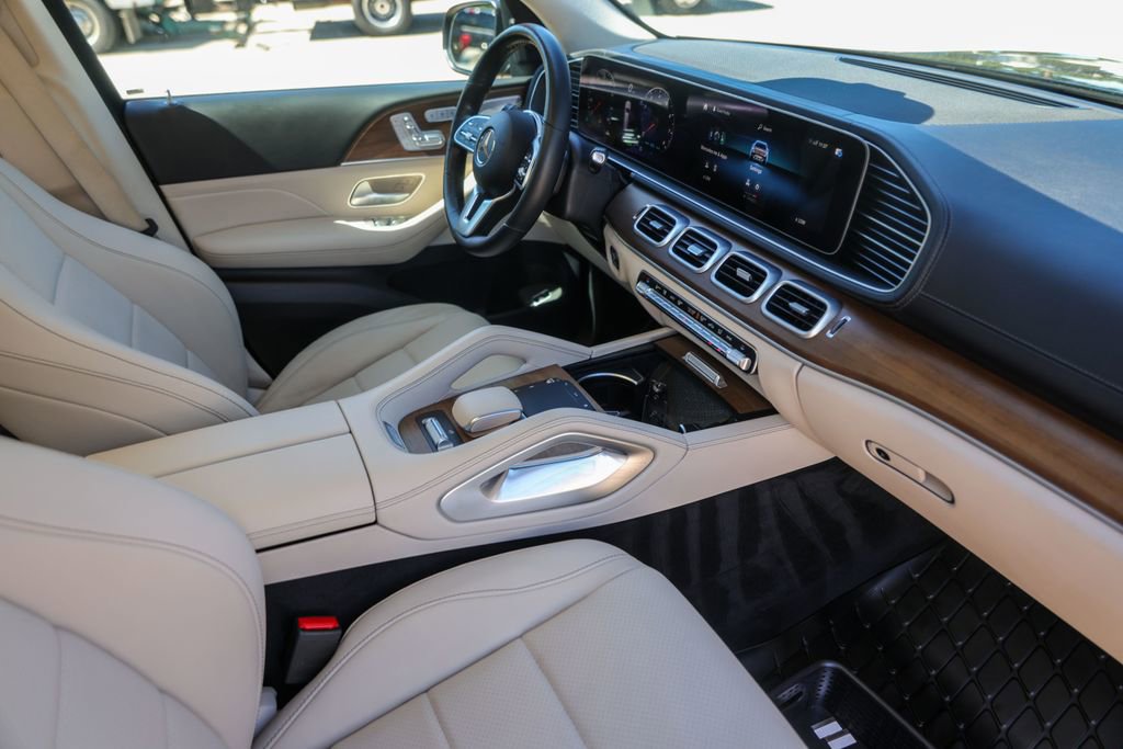 Used 2023 Mercedes-Benz GLS 450 4MATIC image 33