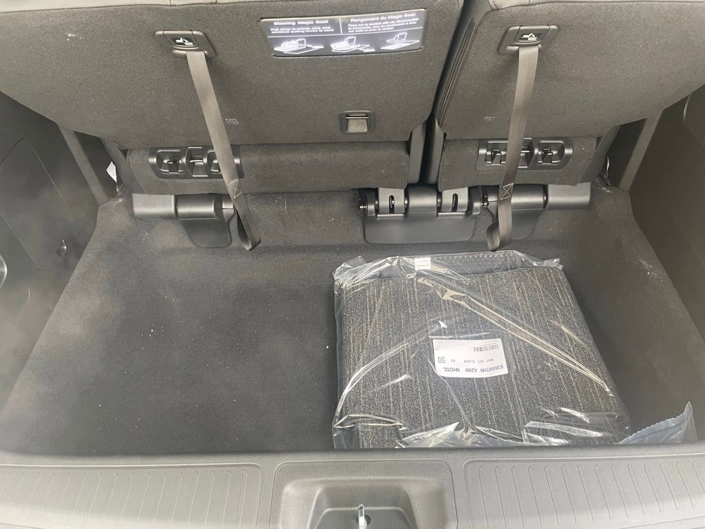 New 2026 Honda Odyssey EX-L image 9