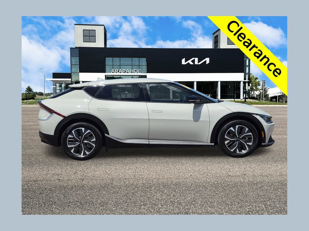 Certified 2024 Kia EV6 Light AWD/4WD image 1