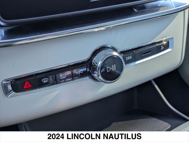 Used 2024 Lincoln Nautilus Black Label w/ Jet Appearance Package (87T) image 20