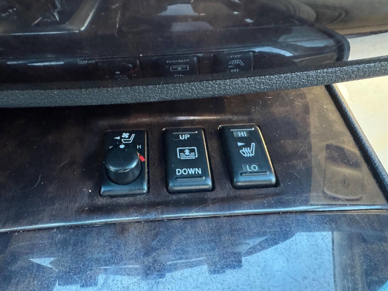 Used 2011 Nissan Maxima 3.5 SV w/ Premium Pkg image 17