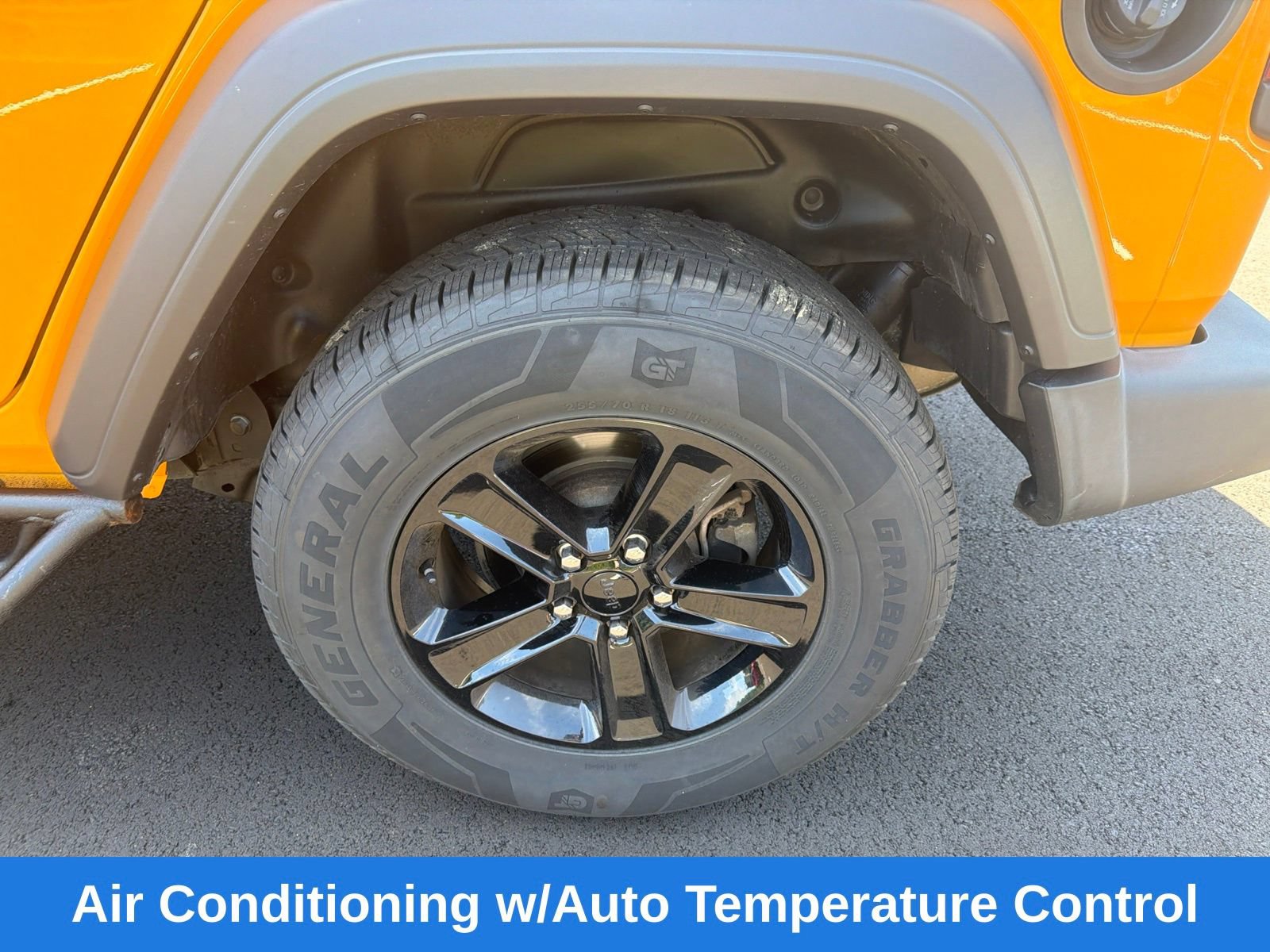 Used 2021 Jeep Wrangler Unlimited Sport AWD/4WD image 28