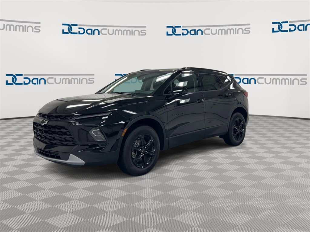 New 2026 Chevrolet Blazer LT w/ Midnight/Sport Edition image 4