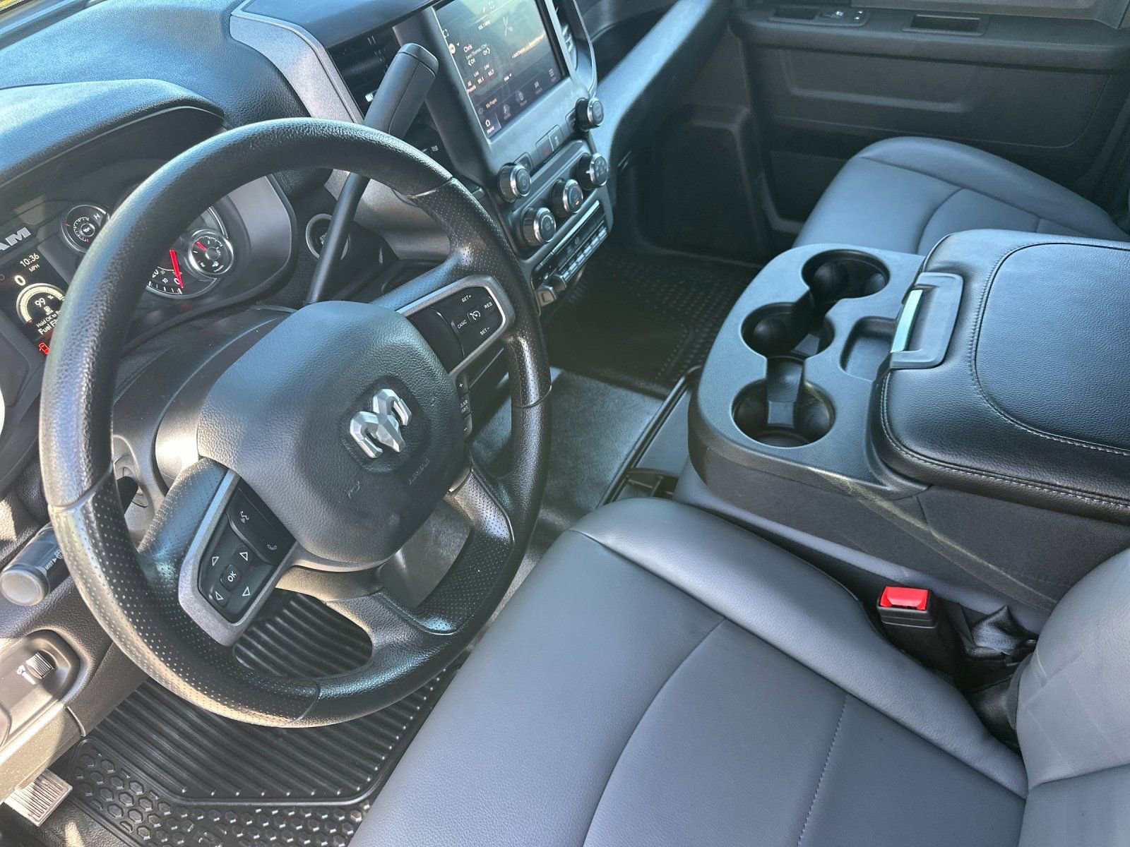 Used 2024 RAM 4500 Tradesman w/ Chrome Appearance Group image 10