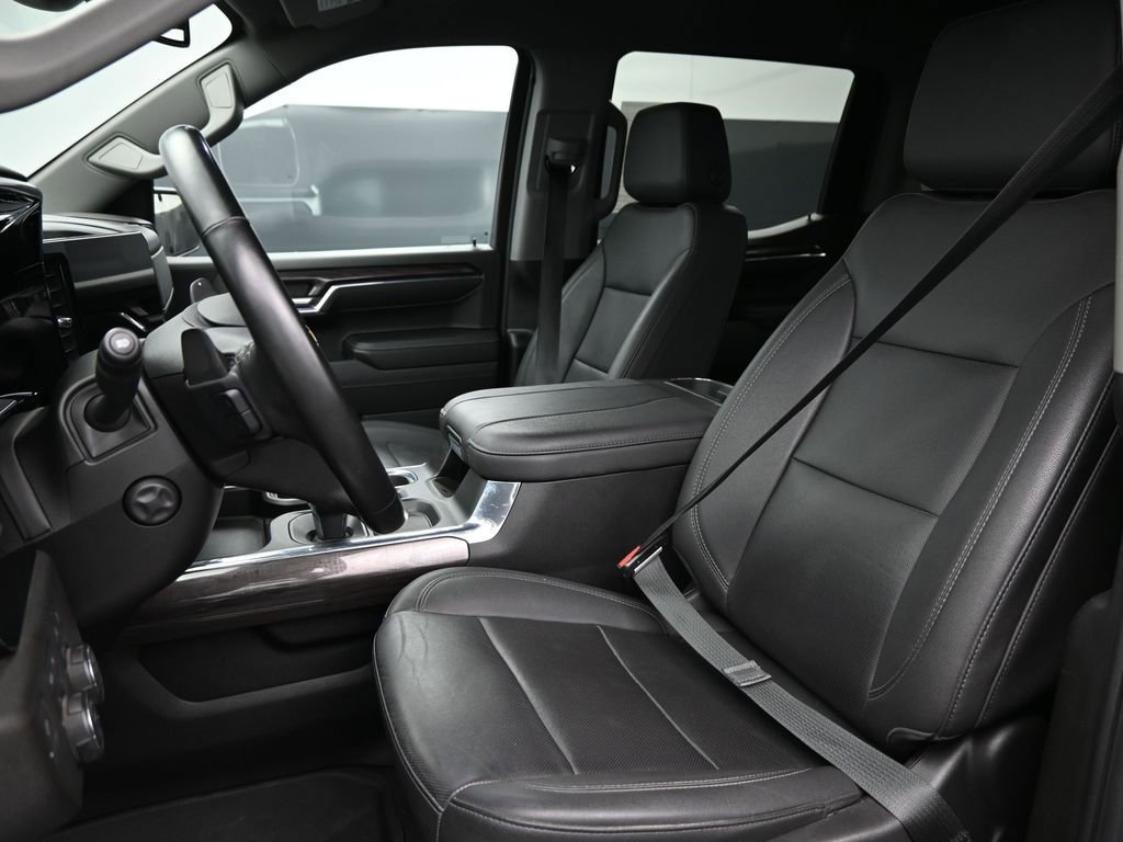 Used 2024 Chevrolet Silverado 1500 LTZ image 10