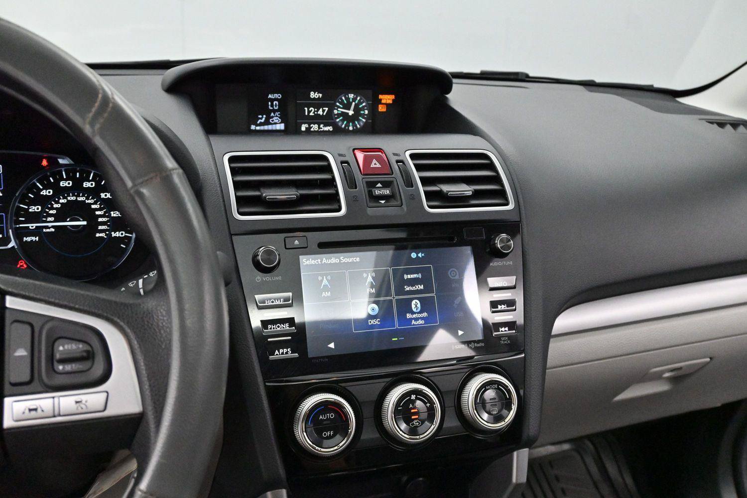 Used 2018 Subaru Forester 2.5i Premium AWD/4WD image 17