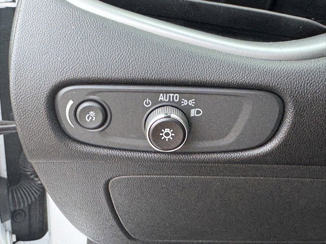 Used 2023 Chevrolet Malibu LS image 25