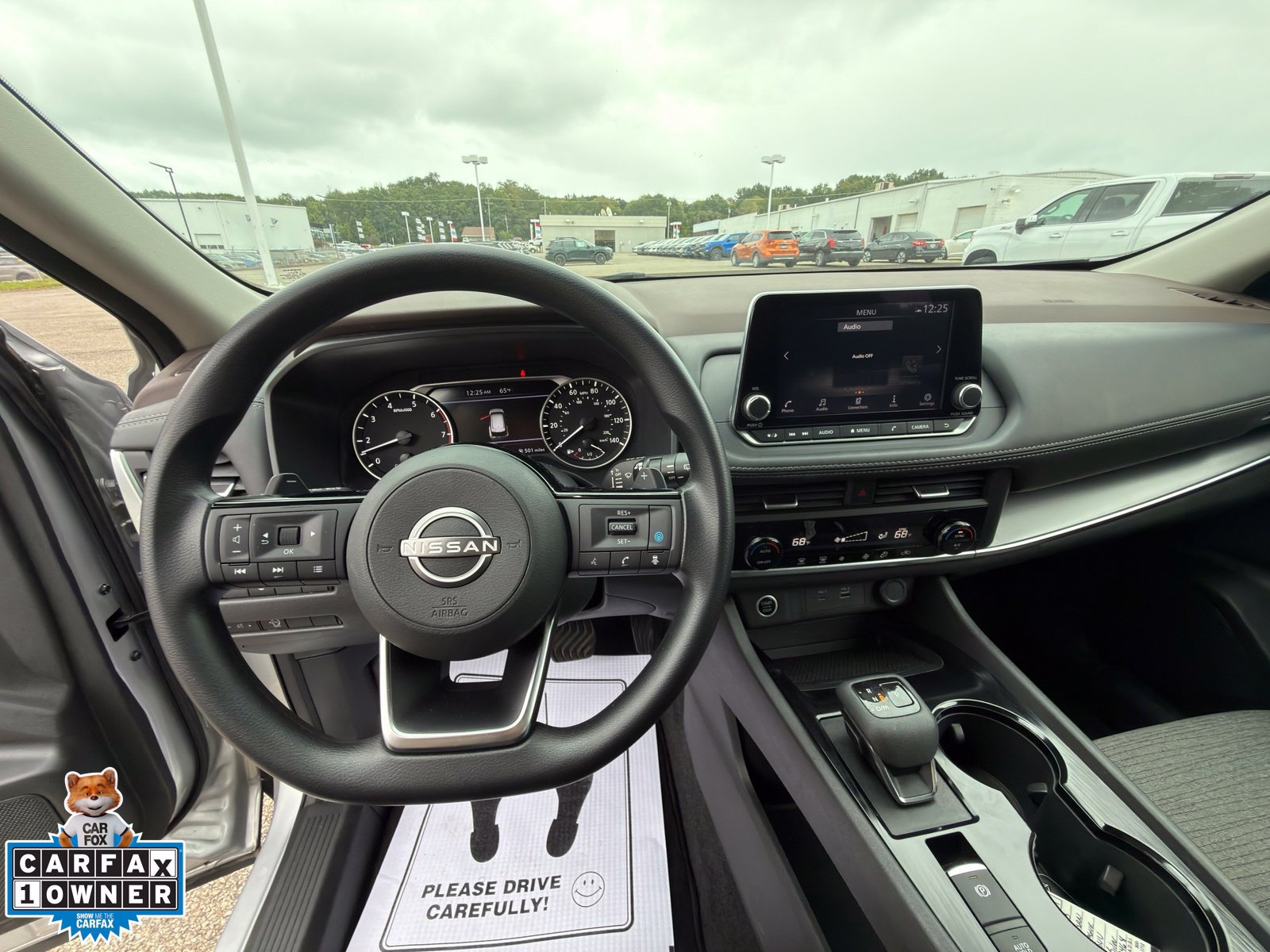 Used 2023 Nissan Rogue SV AWD/4WD image 2