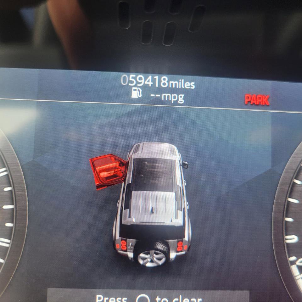 Used 2020 Land Rover Defender 110 S AWD/4WD image 18