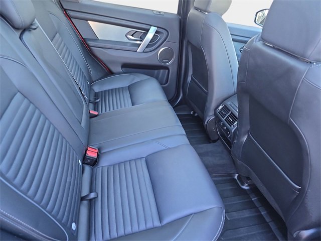 Used 2024 Land Rover Discovery Sport Dynamic SE image 11