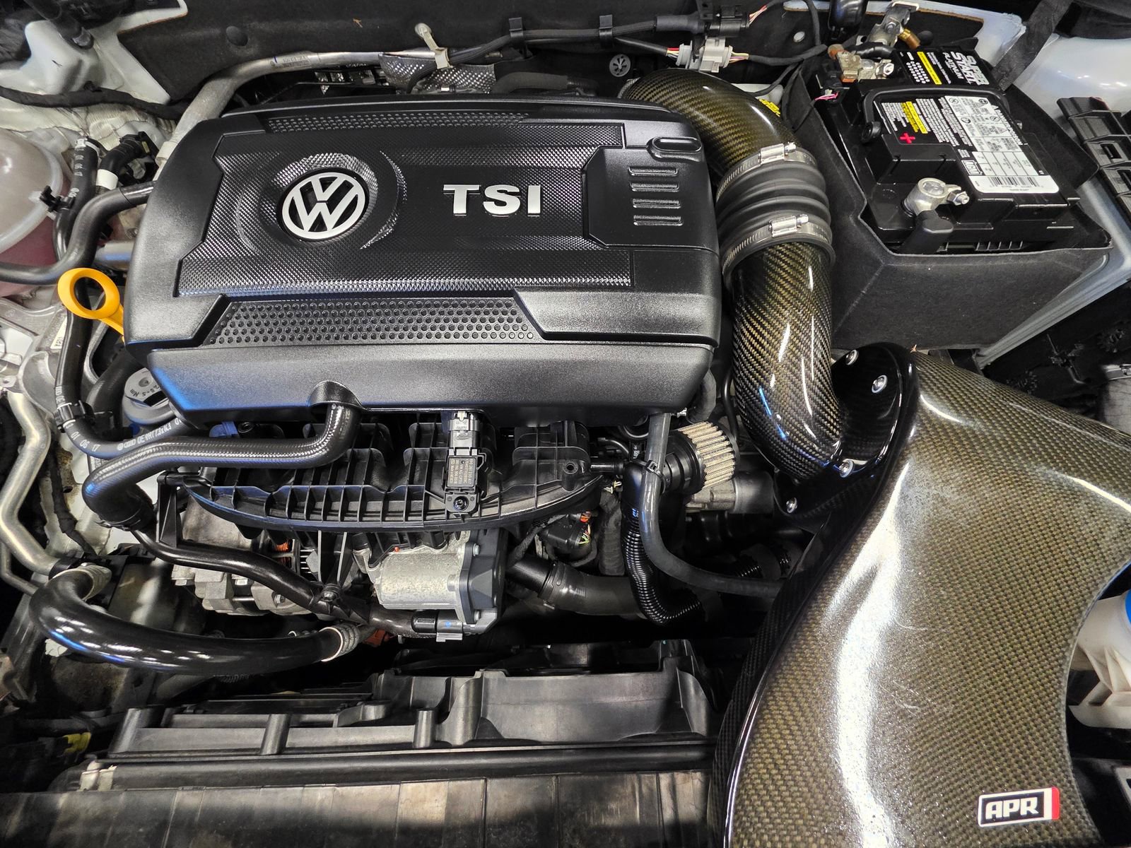 Used 2018 Volkswagen GTI SE w/ SE Leather Package FWD image 41