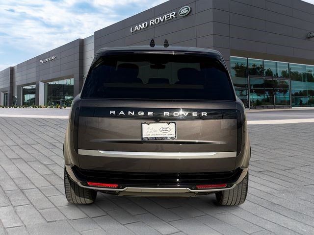 Certified 2025 Land Rover Range Rover Autobiography AWD/4WD image 4
