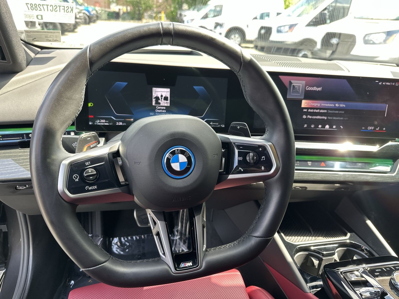 Used 2025 BMW 550e xDrive w/ Executive Package AWD/4WD image 17