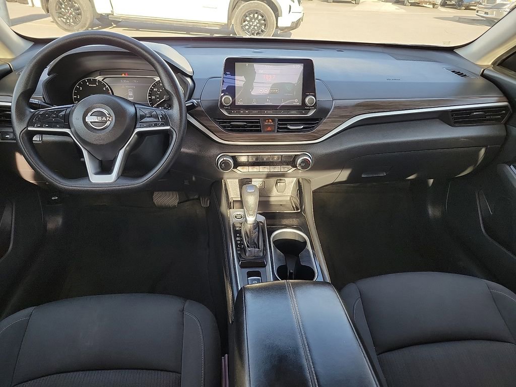 Used 2023 Nissan Altima 2.5 SV AWD/4WD image 17