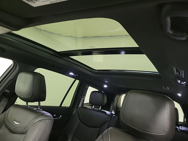 Certified 2024 Cadillac XT6 Premium Luxury w/ LPO, Floor Liner Package image 15