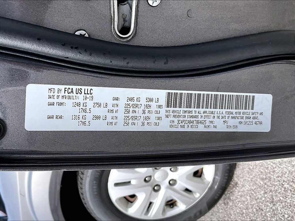 Used 2019 Dodge Journey SE FWD image 36