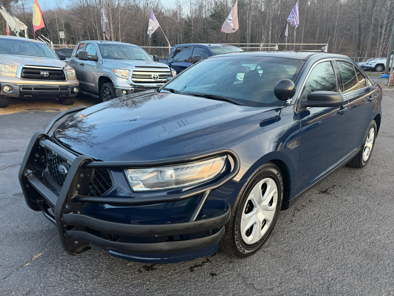 Used 2017 Ford Taurus Police Interceptor AWD image 3