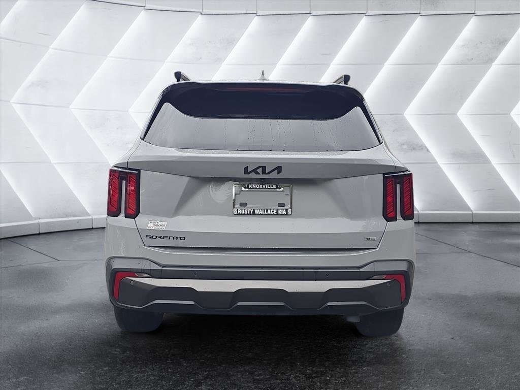 Used 2025 Kia Sorento X-Line EX image 4