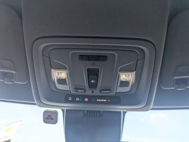 Used 2025 Chevrolet Silverado 1500 LT image 28