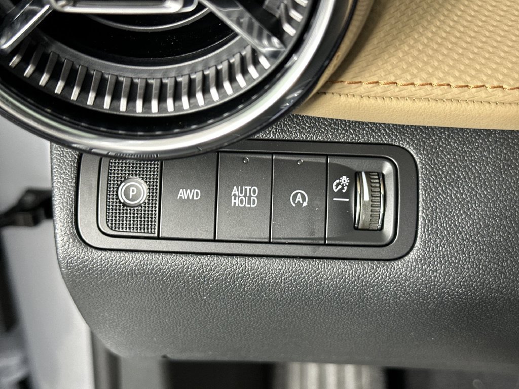 New 2027 Chevrolet Equinox ACTIV w/ Safety and Technology Package AWD/4WD image 19